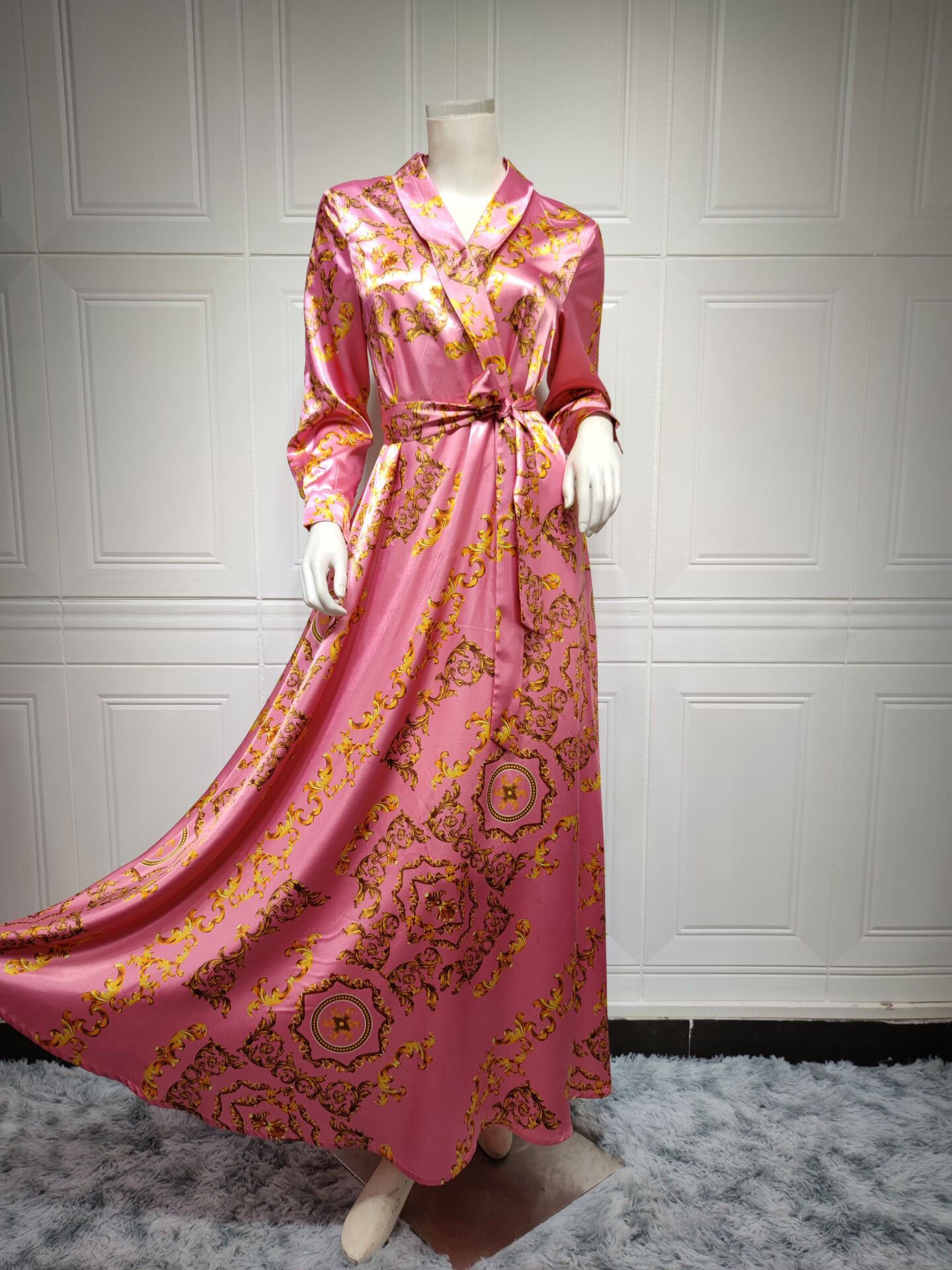 Luxury Fashion Traditional Modest  Dubai Abaya